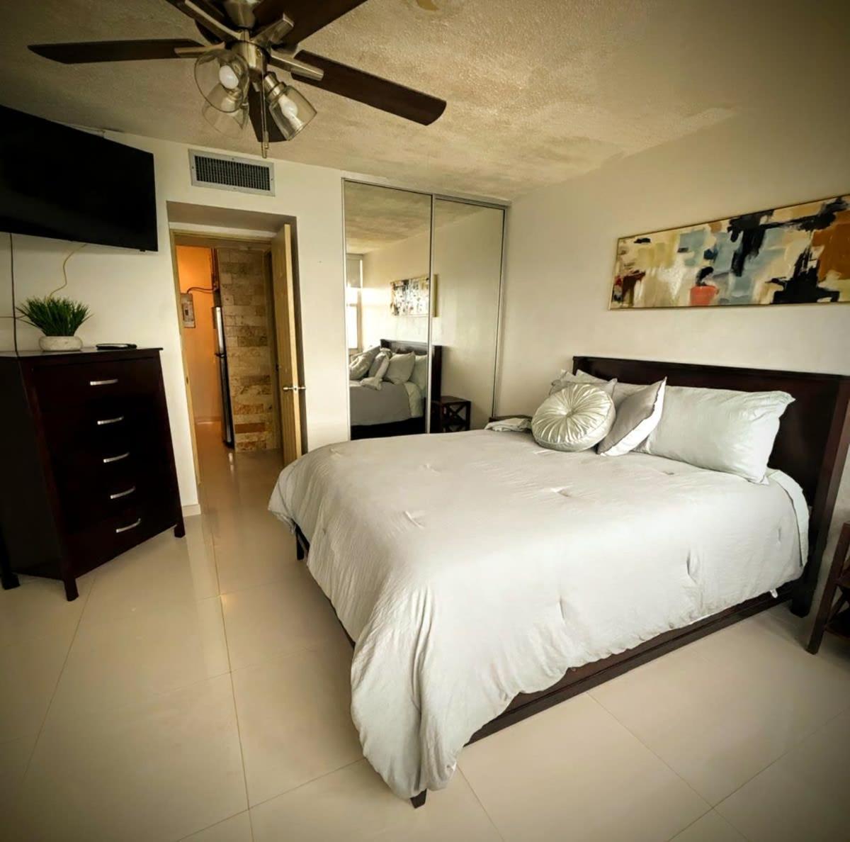 Apartamento Steps From Foxwoods Casino- Beachfront With Pools San Juan